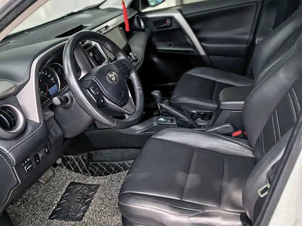 RAV4 2019款 2.0L CVT Two-Wheel Drive Pioneer Edition National VI