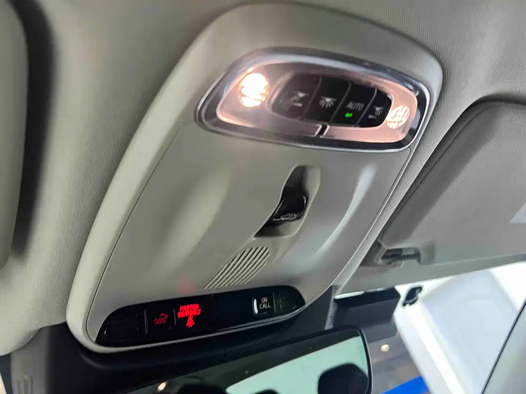 Volvo S90 Plug-in Hybrid 2020 T8 E-AWD Intelligent Luxury Edition