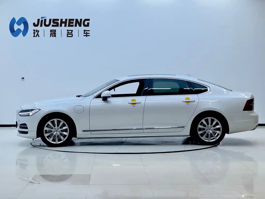 Volvo S90 Plug-in Hybrid 2020 T8 E-AWD Intelligent Luxury Edition