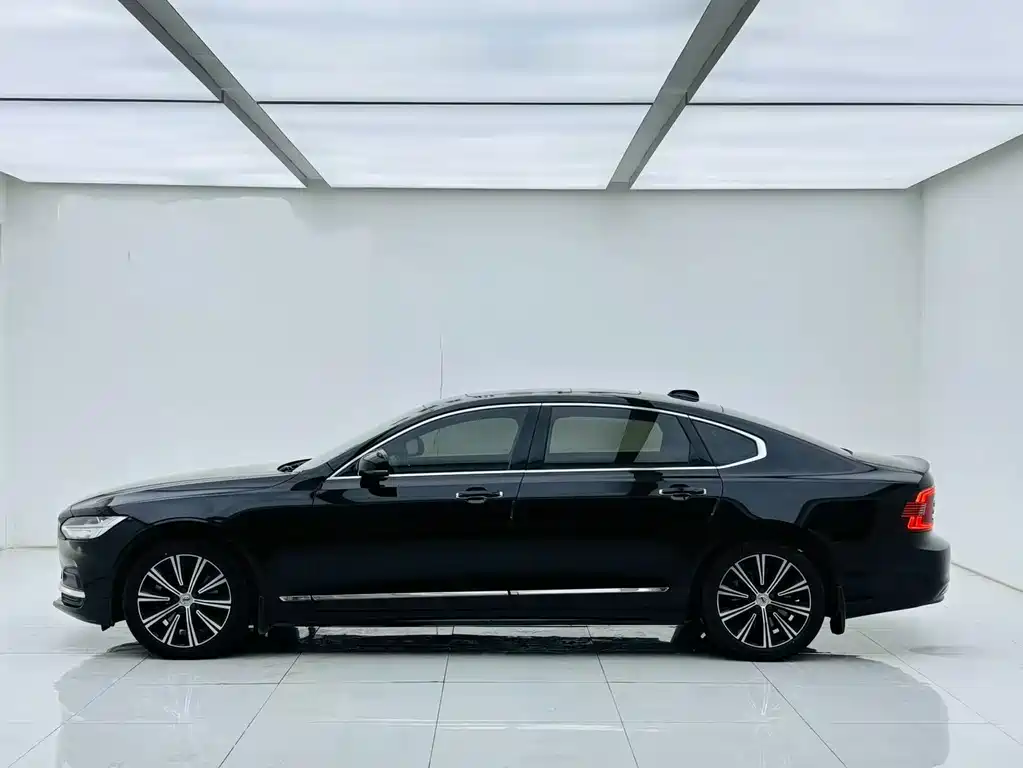 Volvo S90 2021 B5 Intelligent Comfort Luxury Edition