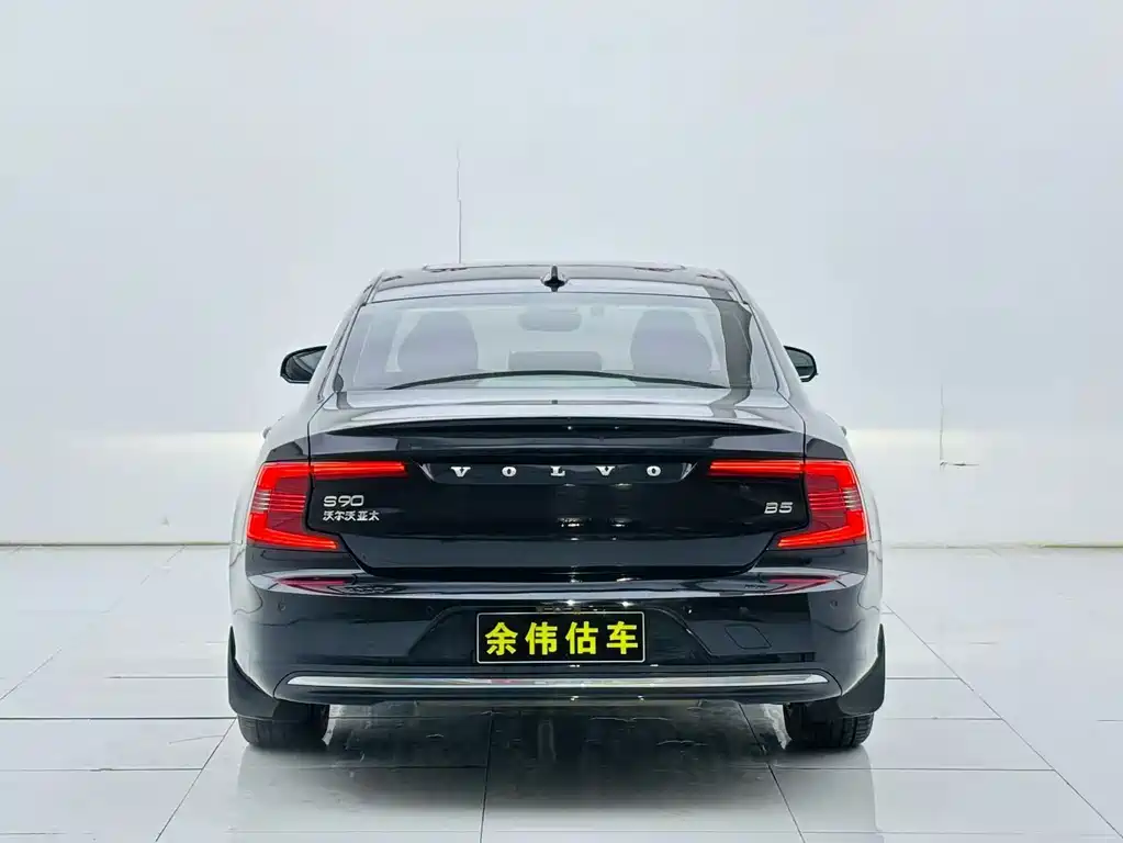Volvo S90 2021 B5 Intelligent Comfort Luxury Edition