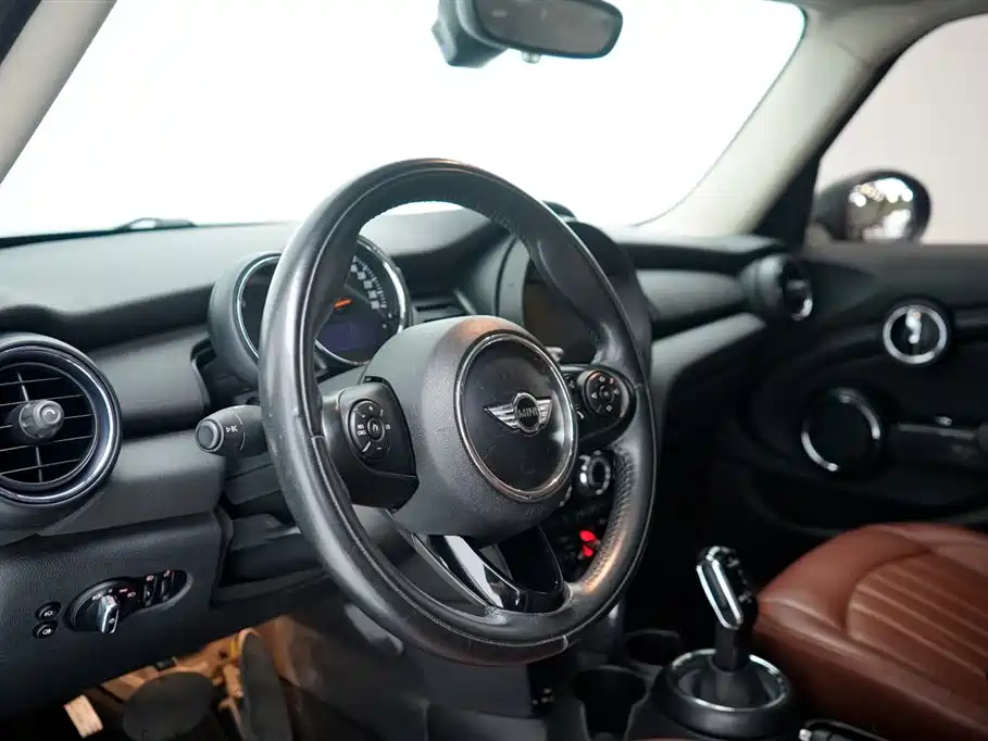 MINI 2018 1.5T One Plus Five-Door Edition