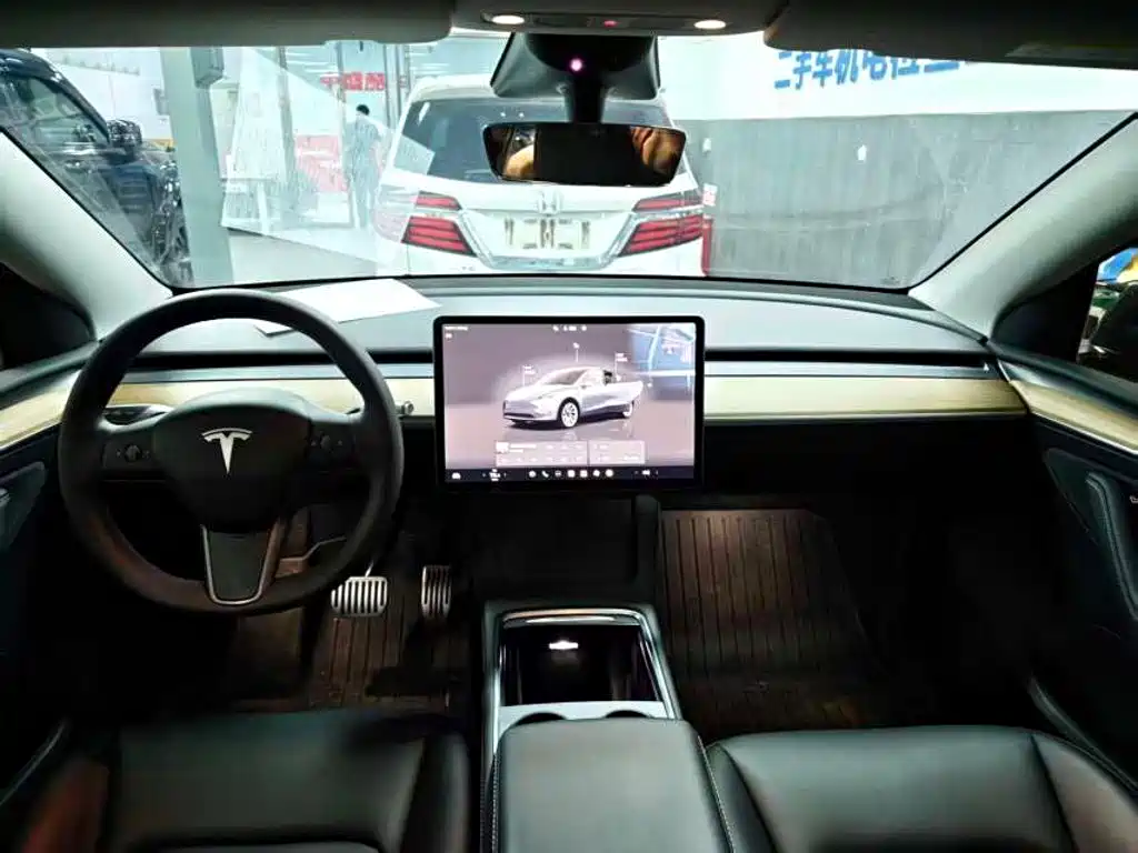 Model Y 2022 Rear-Wheel Drive Edition