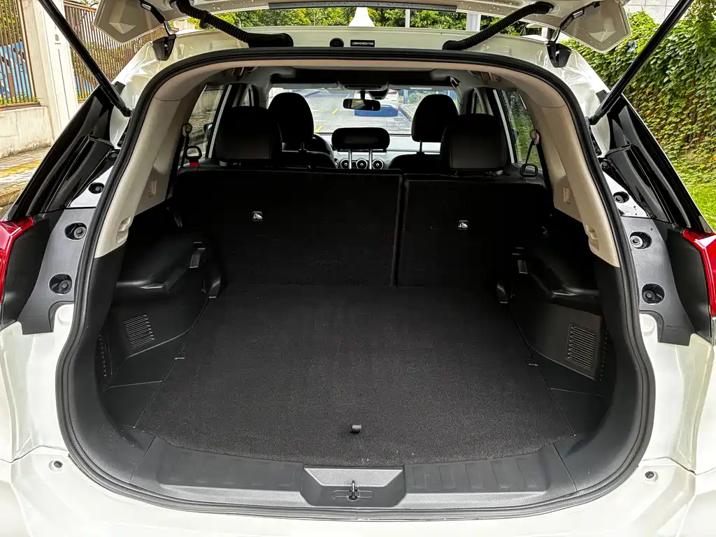 2025 Qashqai Honor 2.0L FWD Leading Edition