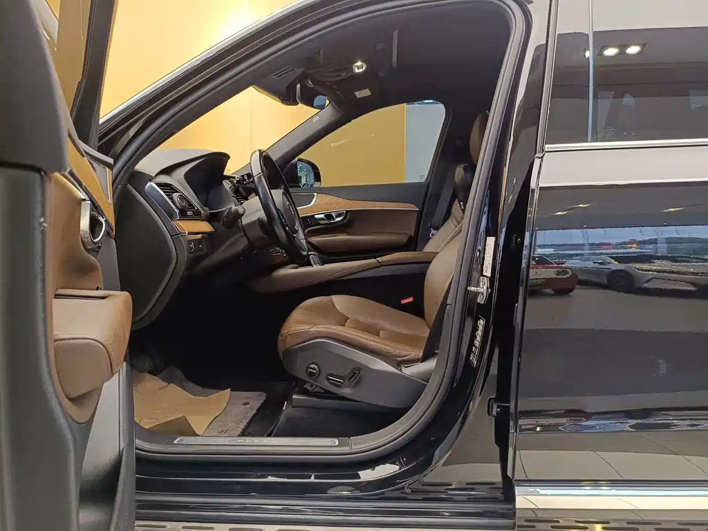 Volvo XC90 2021 B6 Intelligent Luxury Edition 7-seater
