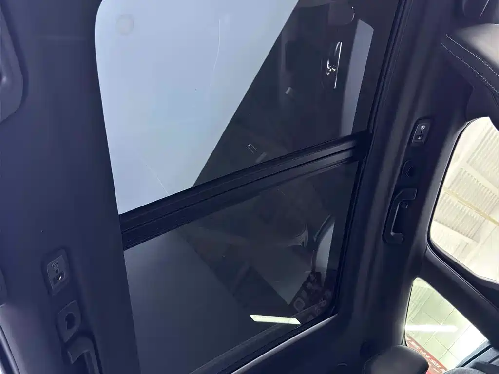 Volvo XC60 Plug-in Hybrid 2019 T8 E驱 Hybrid Smart雅 Motion Edition National V