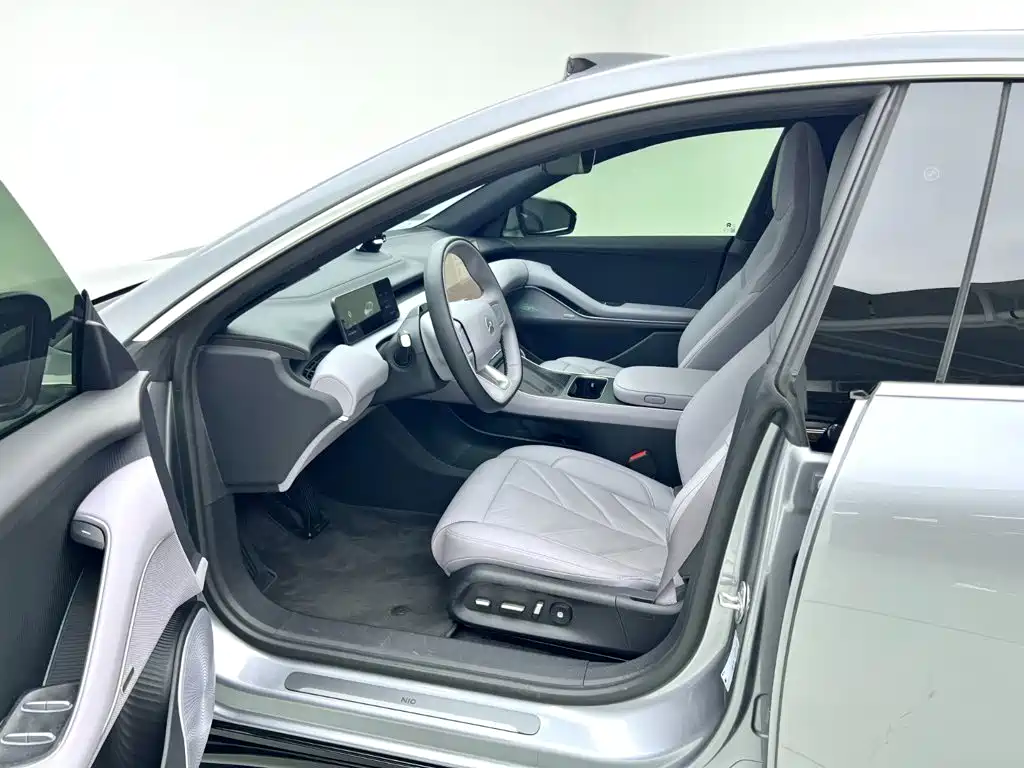 NIO ET5T 2025 Edition 75kWh Touring