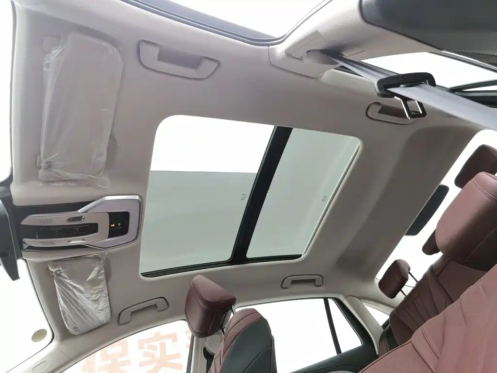Hongqi H5 PHEV 2025 Edition 130 Super Hybrid Version