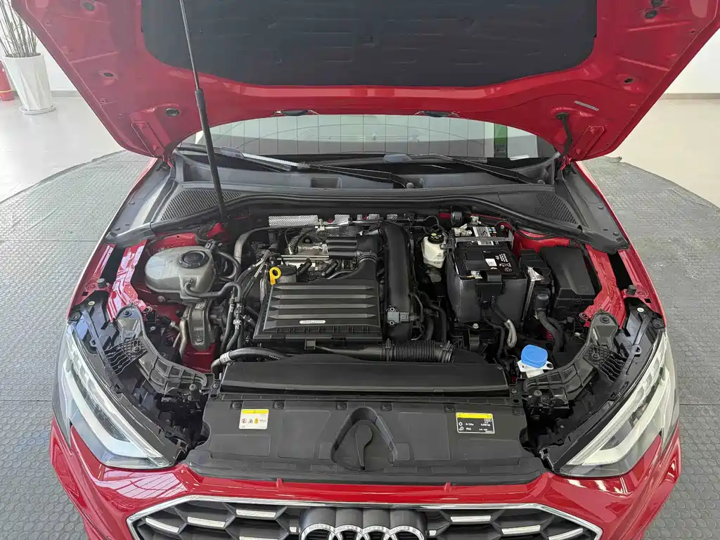 Audi A3 2022 model A3L Limousine 35 TFSI Sportline