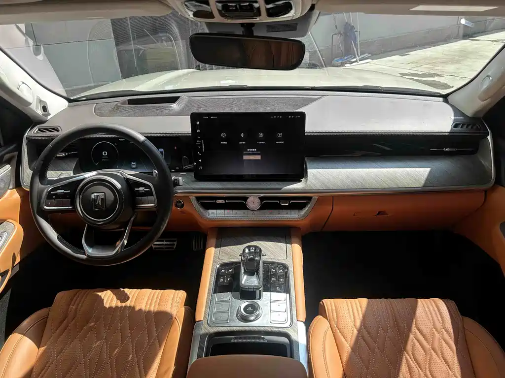 TANK 500 2022 Edition Business Version 5-Seater