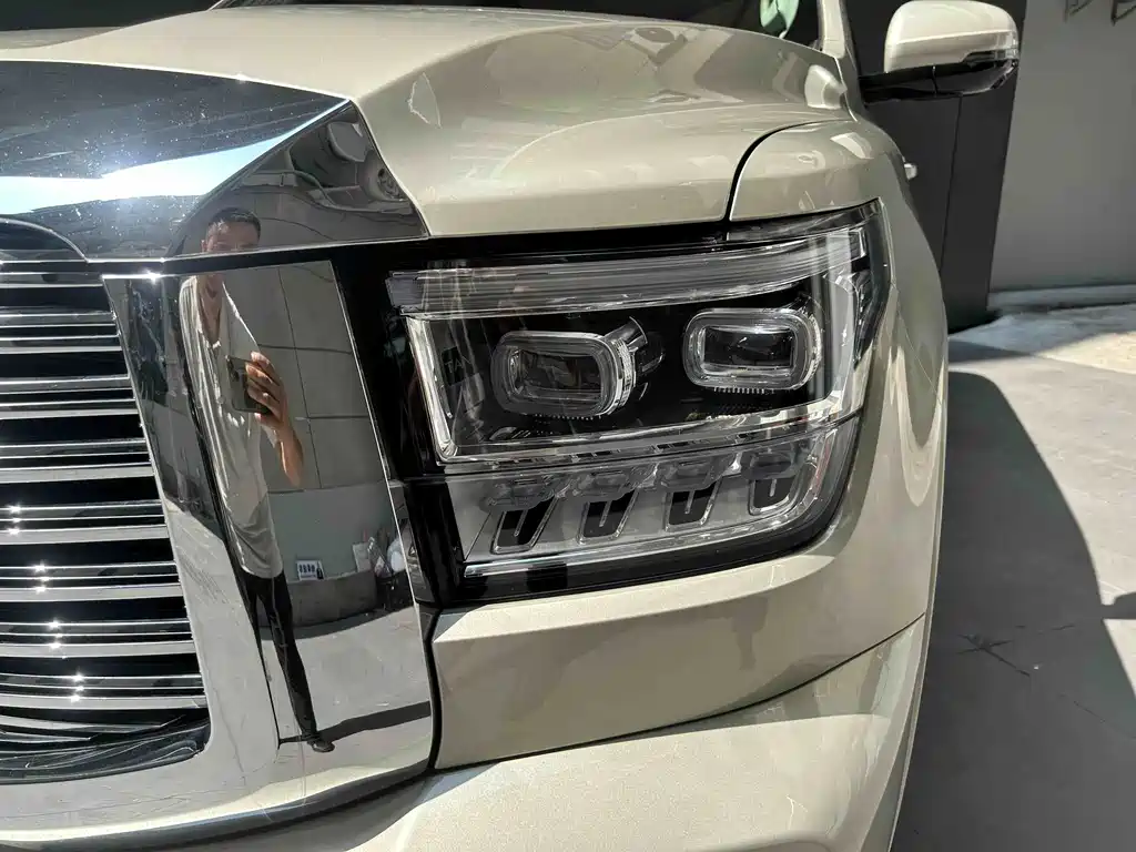 TANK 500 2022 Edition Business Version 5-Seater