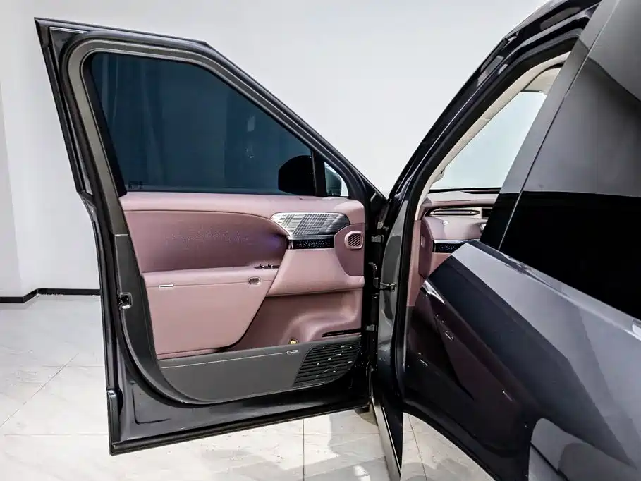 Xpeng G6 2026 Edition Range-Extended 1585 Four-Wheel Drive Ultra SE
