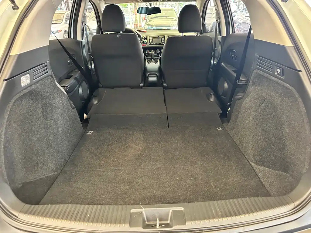 Vezel 2017 1.5L CVT Two-wheel Drive Comfort Edition
