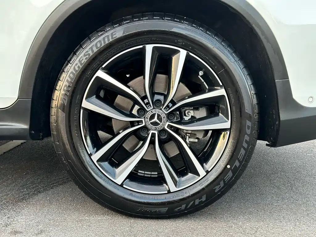 Mercedes-Benz GLC 2021 GLC 300 L 4MATIC Dynamic Edition
