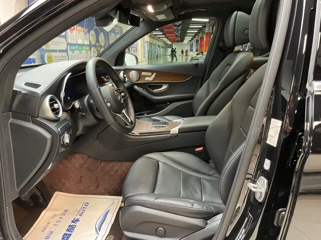 Mercedes-Benz GLC 2021 GLC 300 L 4MATIC Dynamic Edition