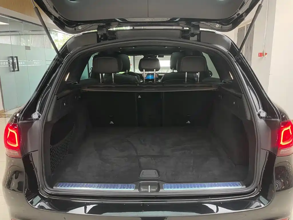 Mercedes-Benz GLC 2021 GLC 300 L 4MATIC Dynamic Edition
