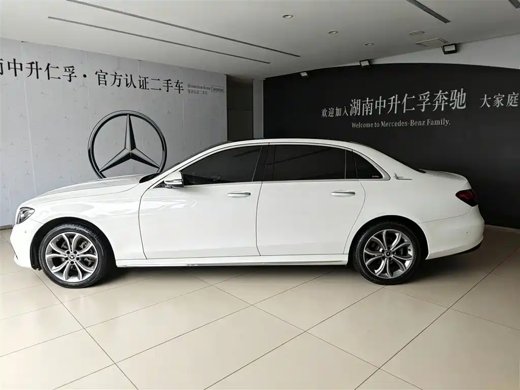 Mercedes-Benz E-Class 2022 E 300 L Sporty and Stylish Edition