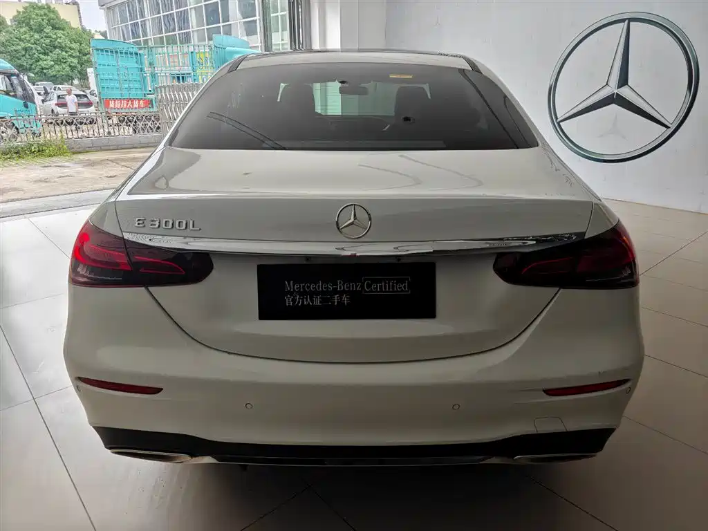Mercedes-Benz E-Class 2022 E 300 L Sporty and Stylish Edition