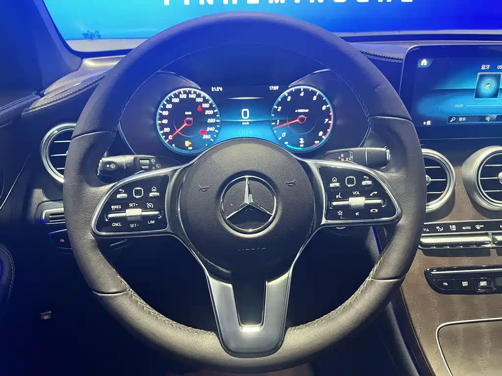 Mercedes GLC 2020 GLC 260 L 4MATIC Luxury Edition