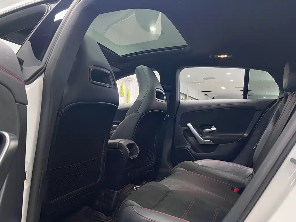 Mercedes-Benz CLA Imported 2023 CLA 200 Coupé