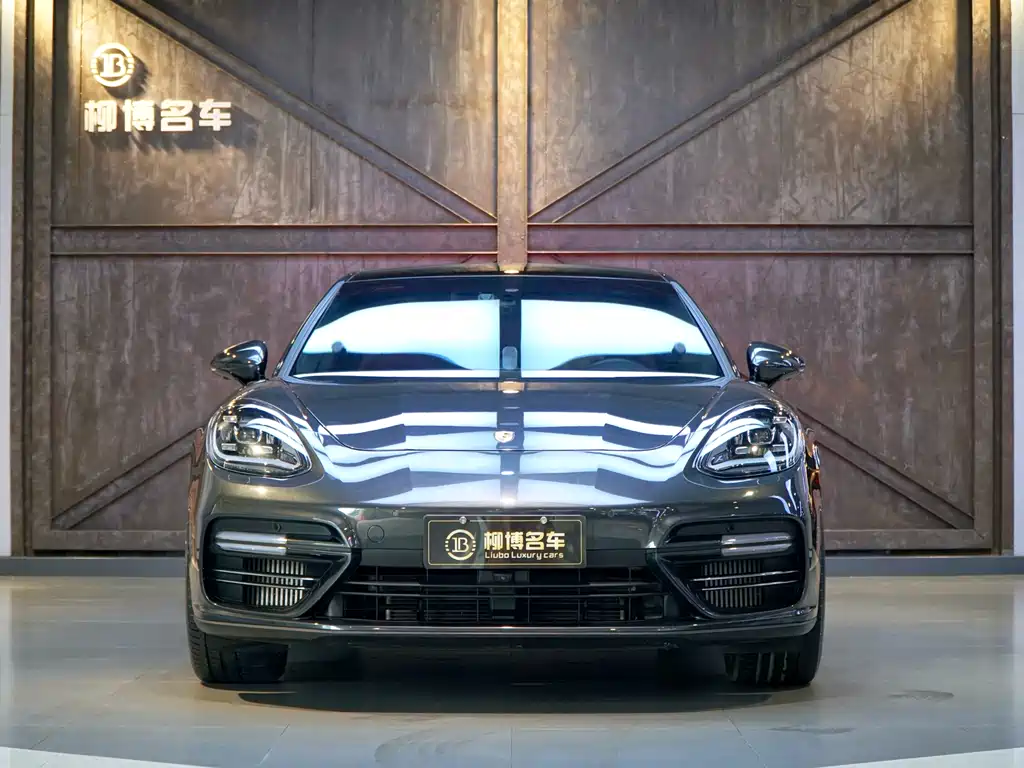 Panamera Turbo Executive Long Wheelbase 4.0T