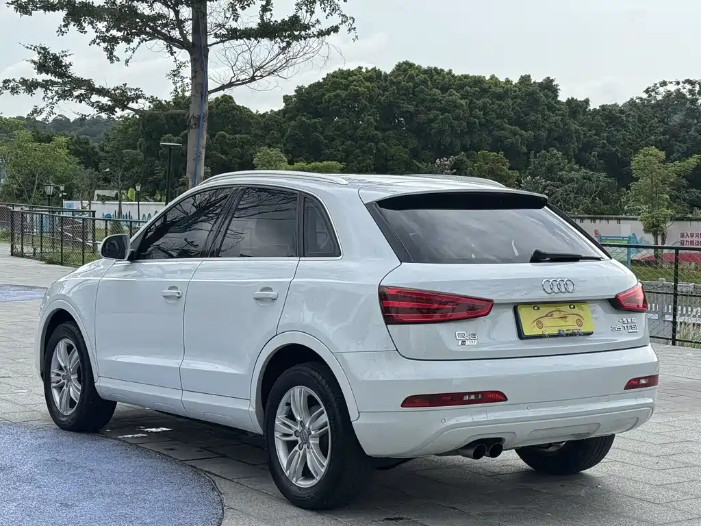 Audi Q3 2013 35 TFSI quattro Tech Line