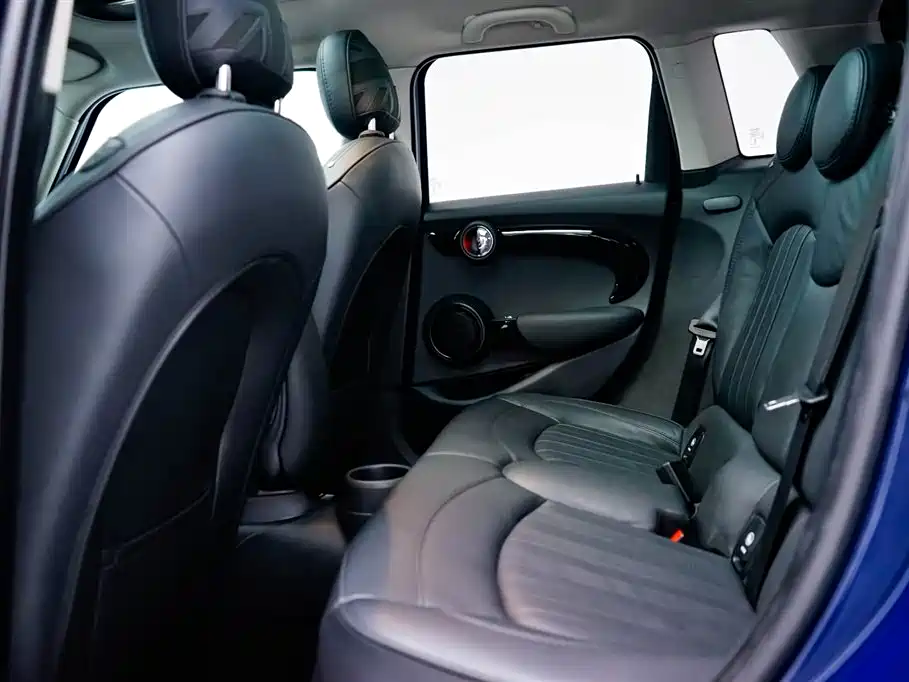 2019 MINI Cooper S Artist 5-Door Edition