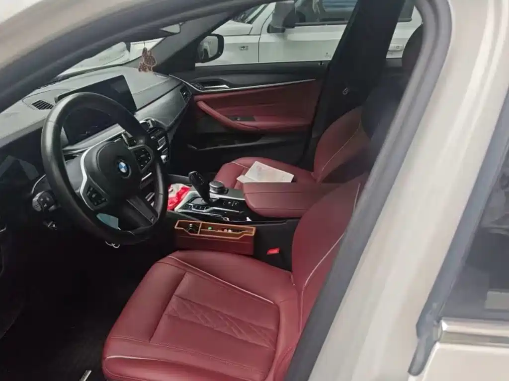 BMW 5 Series 2022 530Li Leading Edition M Sport Package