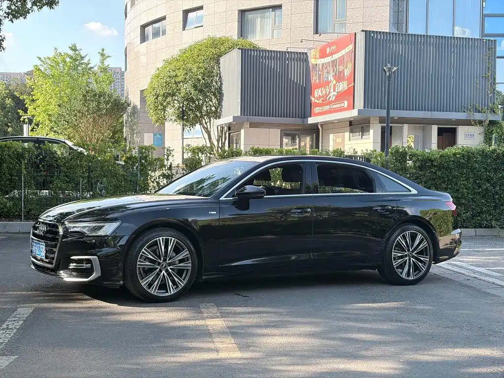 Audi A6L 2024 40 TFSI Luxury Dynamic Edition