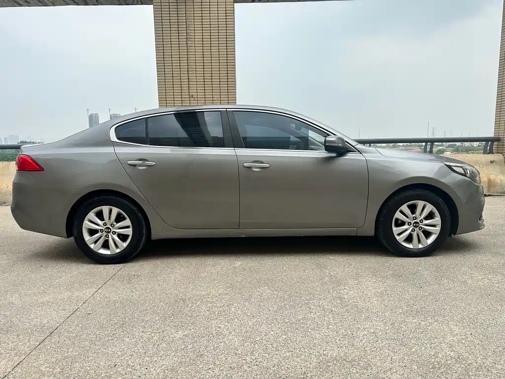 Kia K4 2014 1.8L Automatic GLS