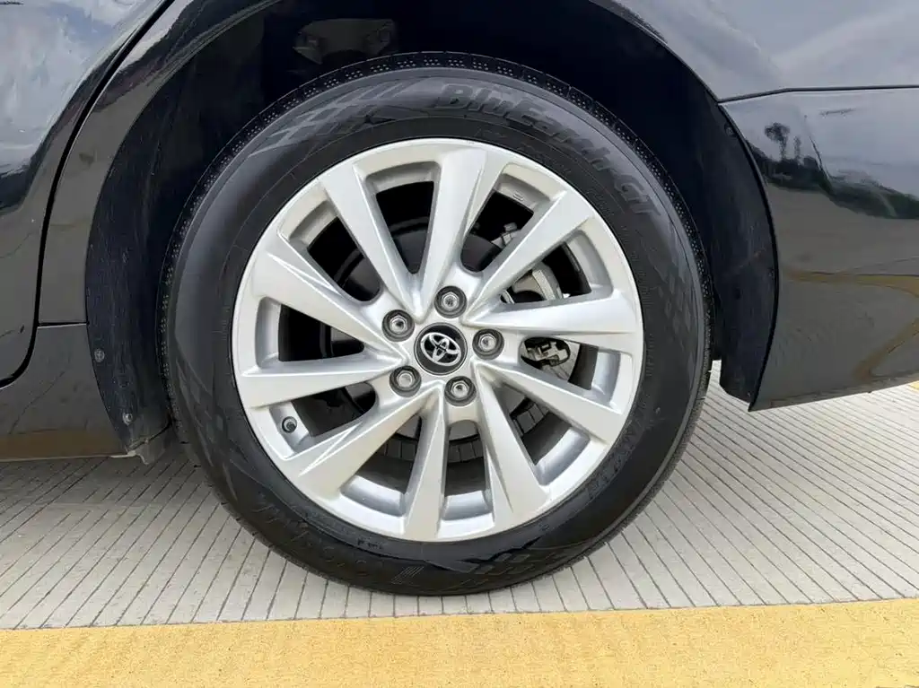 Camry 2023 2.0G Luxury Edition