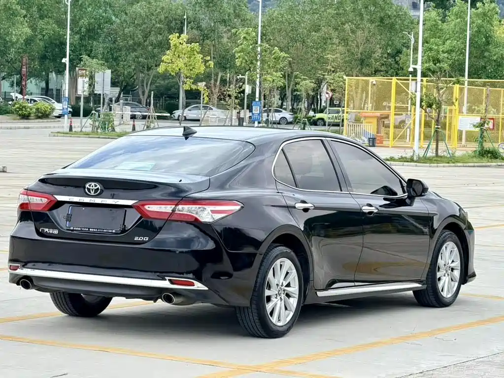Camry 2023 2.0G Luxury Edition