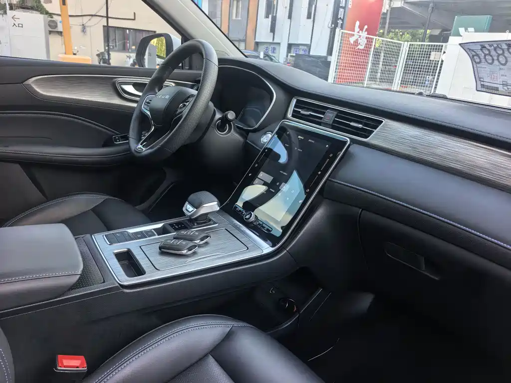 Roewe RX5 2023 Plus 330TGI Automatic Leading Tide Smart Enjoyment Edition
