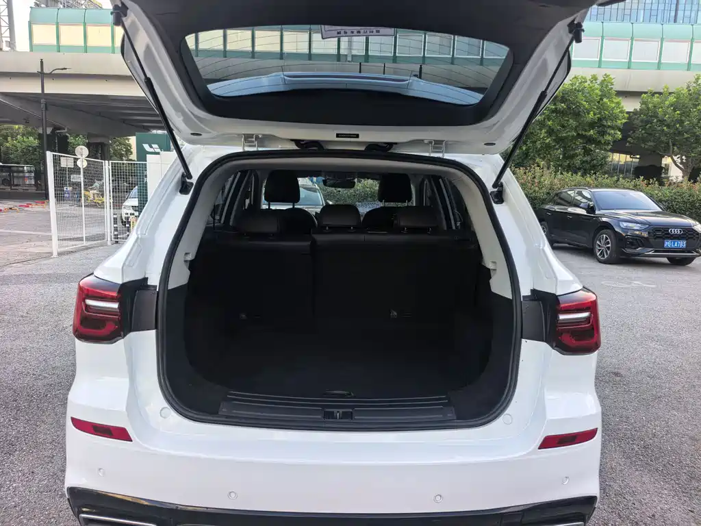 Roewe RX5 2023 Plus 330TGI Automatic Leading Tide Smart Enjoyment Edition