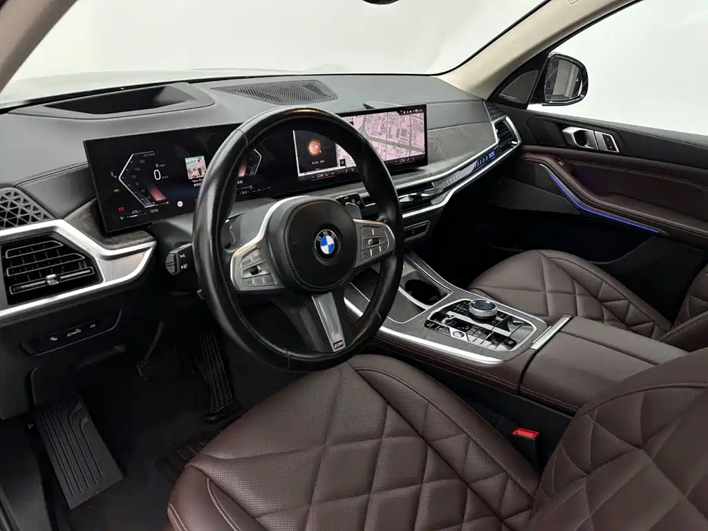 BMW X5 2023 xDrive 30Li M Sport Night Package尊享型