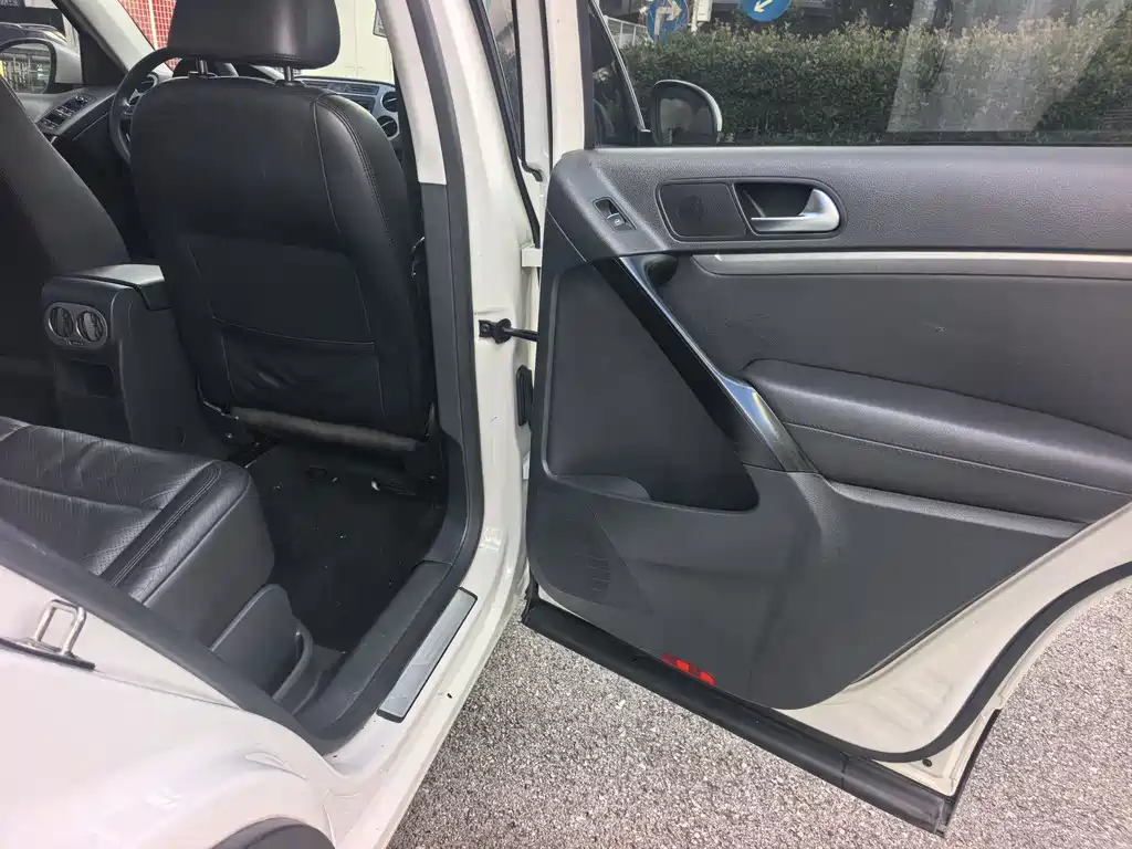 Touguan 2013 1.8TSI Automatic Two-wheel Drive Luxury Edition
