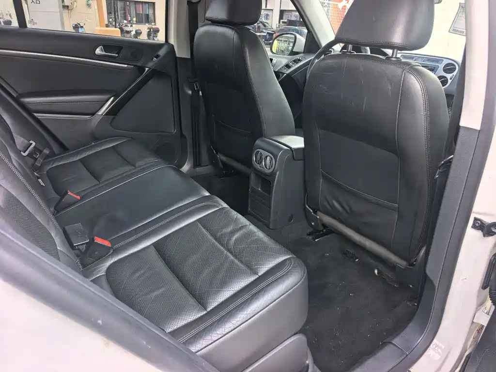 Touguan 2013 1.8TSI Automatic Two-wheel Drive Luxury Edition