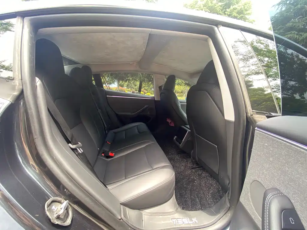 Model 3 Rear-Wheel Drive 2023