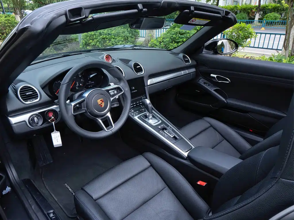 Porsche 718 Boxster 2.0T 2016 Model