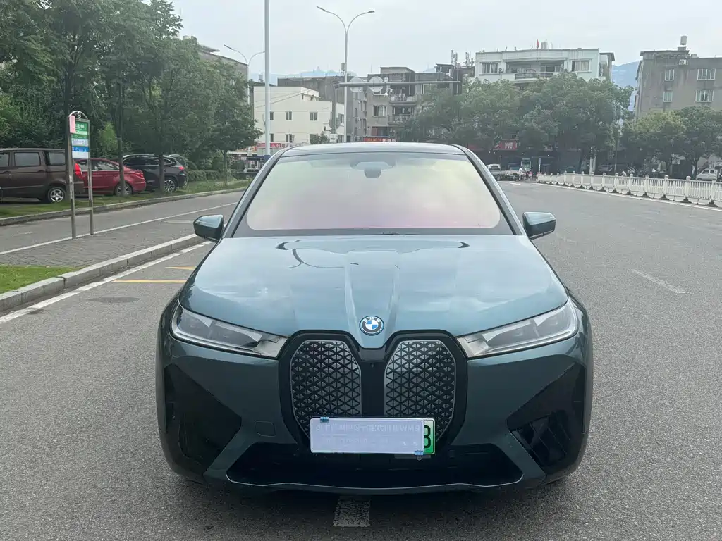 BMW iX xDrive40 2023