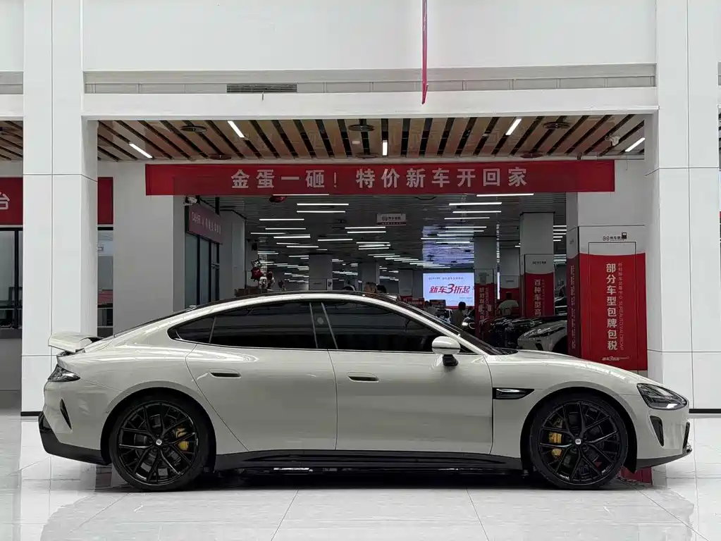 Xiaomi SU7 2024 Edition Four-Wheel Drive Ultra-Long Range High-End Smart Driving Max Version