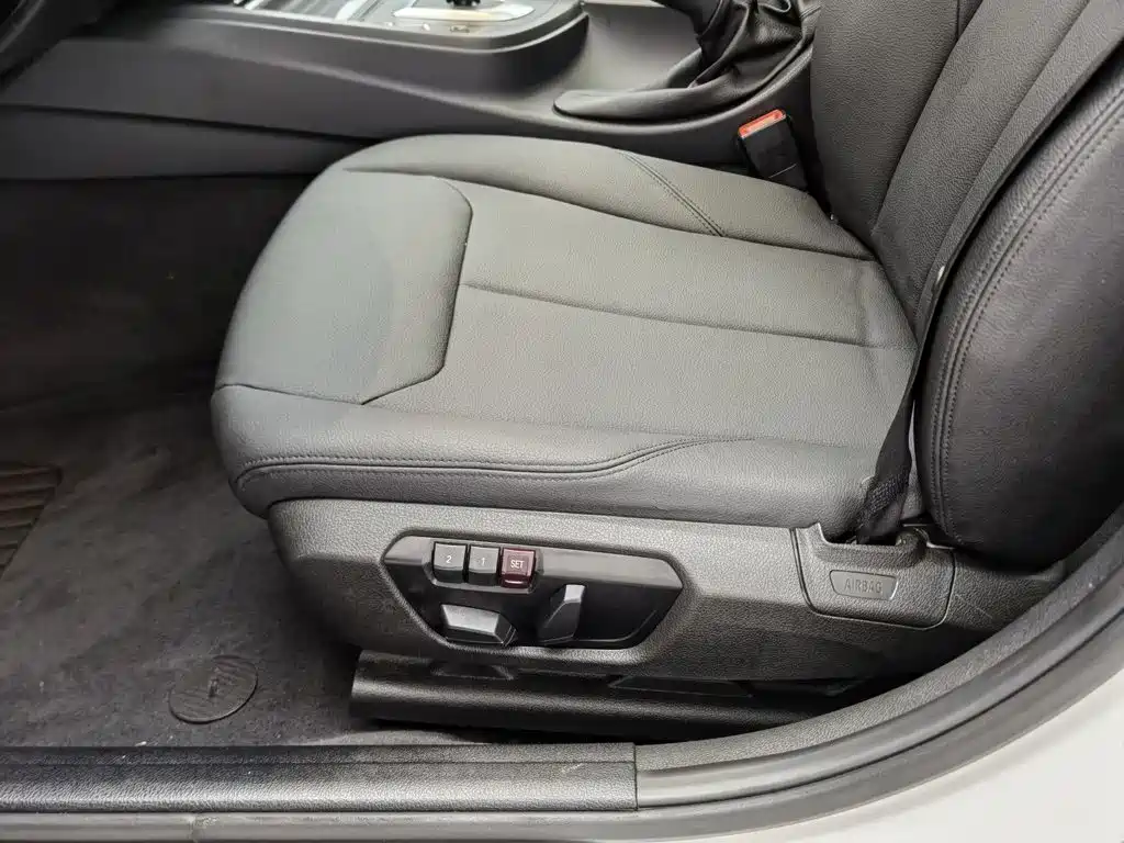 BMW 3 Series 2015 316Li Sport Line