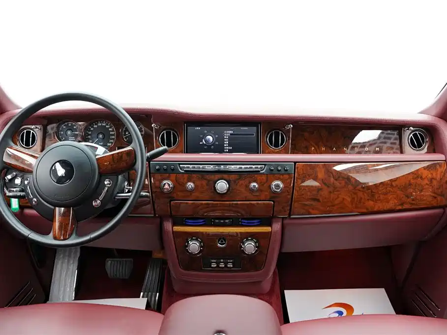 Phantom 2013 Edition 6.7L Extended Wheelbase
