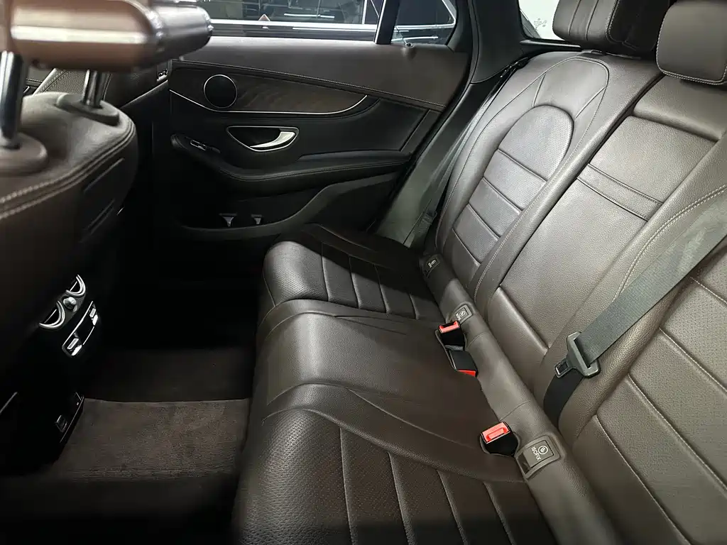 Mercedes-Benz GLC 2019 GLC 300 L 4MATIC Dynamic Edition