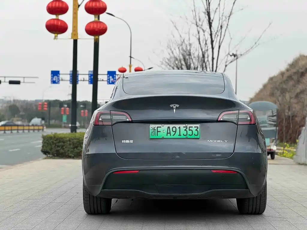 Model Y 2021 Long Range All-Wheel Drive Edition 3D7