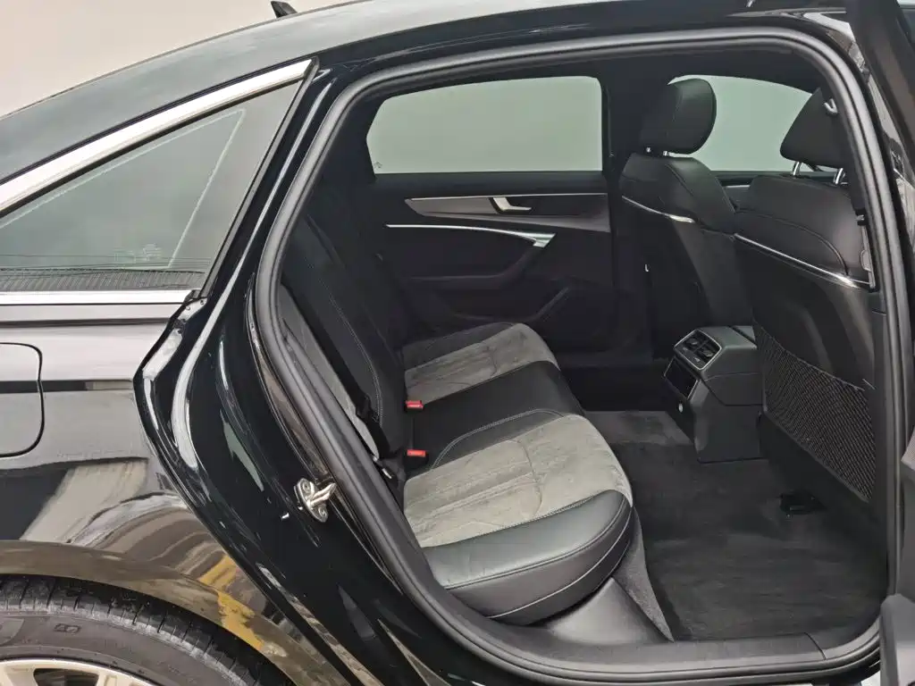 Audi A6L 2022 model 45 TFSI Premium Dynamic Edition