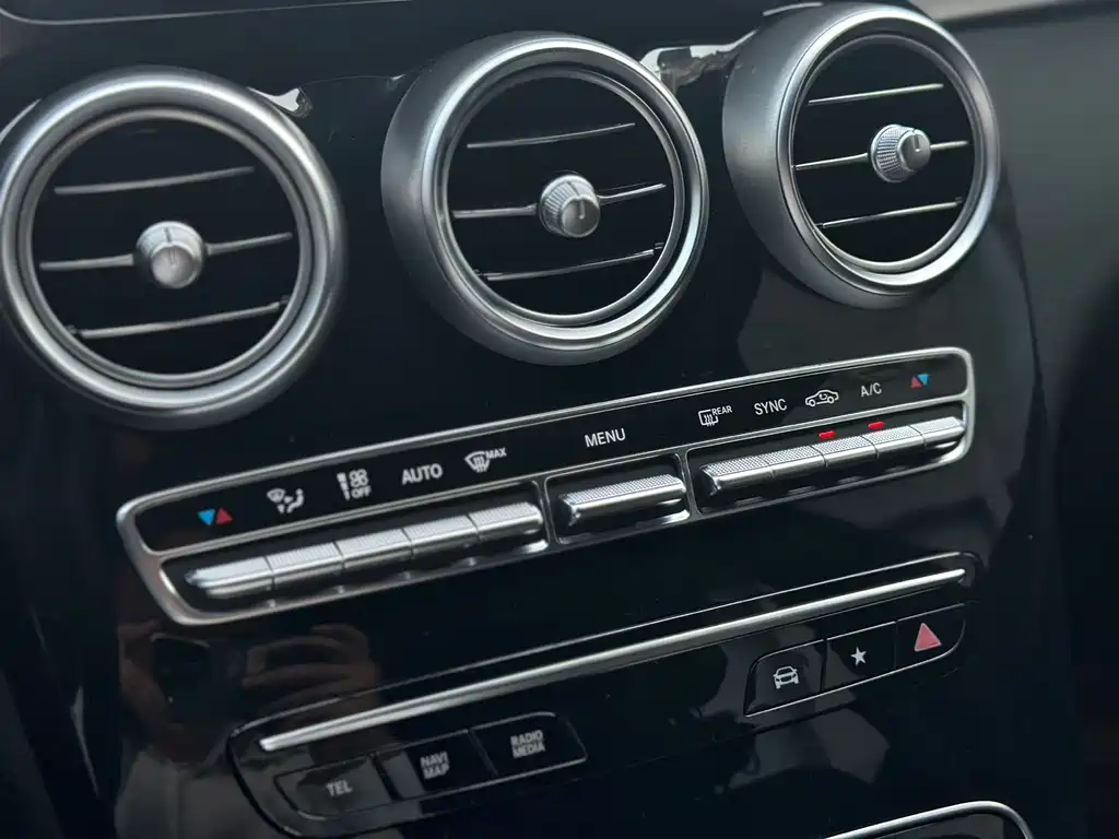 Mercedes-Benz GLC 2021 GLC 260 L 4MATIC Dynamic Edition