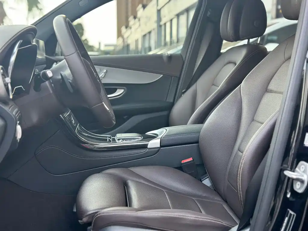 Mercedes-Benz GLC 2021 GLC 260 L 4MATIC Dynamic Edition