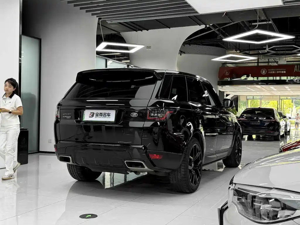Range Rover Sport Hybrid 2020款 P400e SE