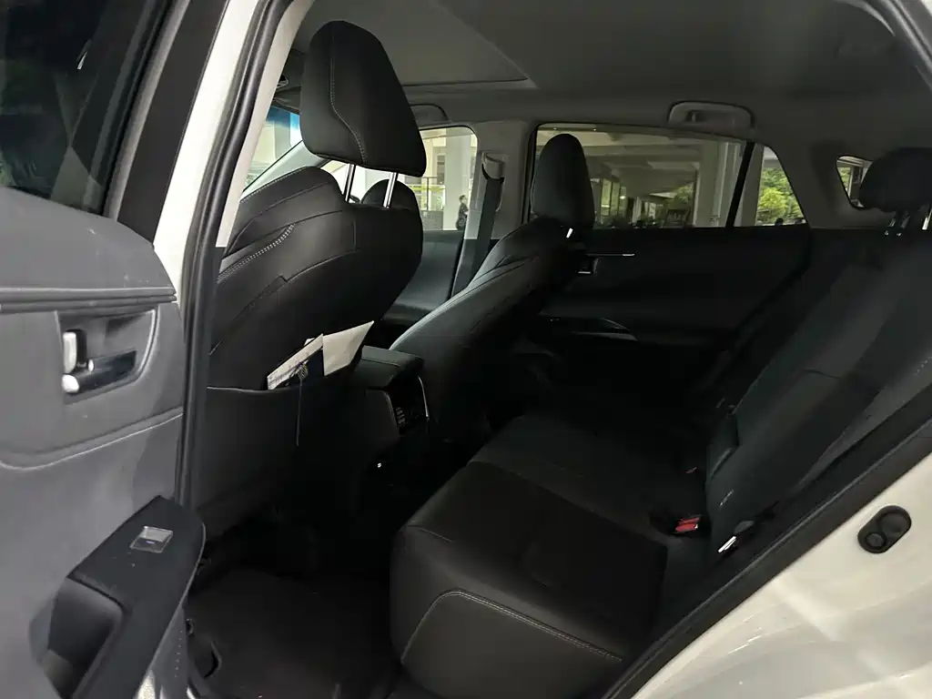 Venza 2022 2.0L CVT Two-Wheel Drive Prestige Edition